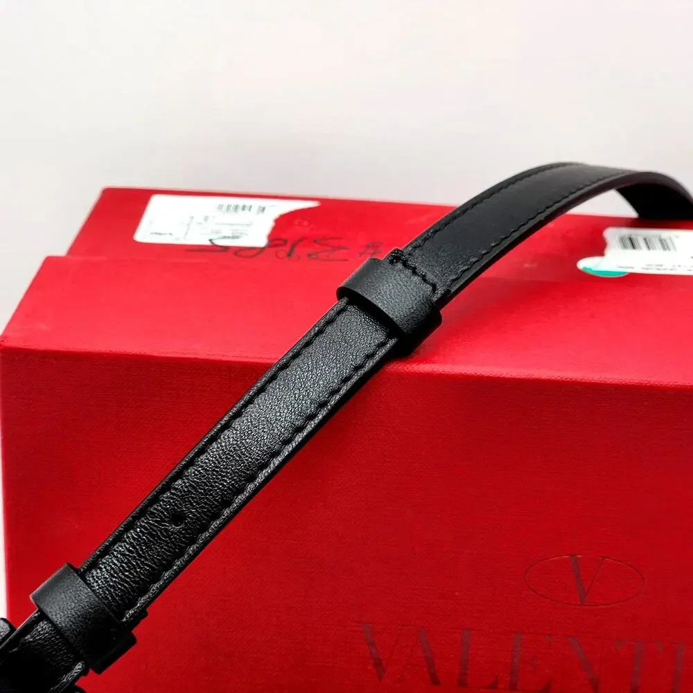 VALENTINO GARAVANI ATELIER BAG 03 ROSE EDITION BLACK NWT - Picture 4 of 16